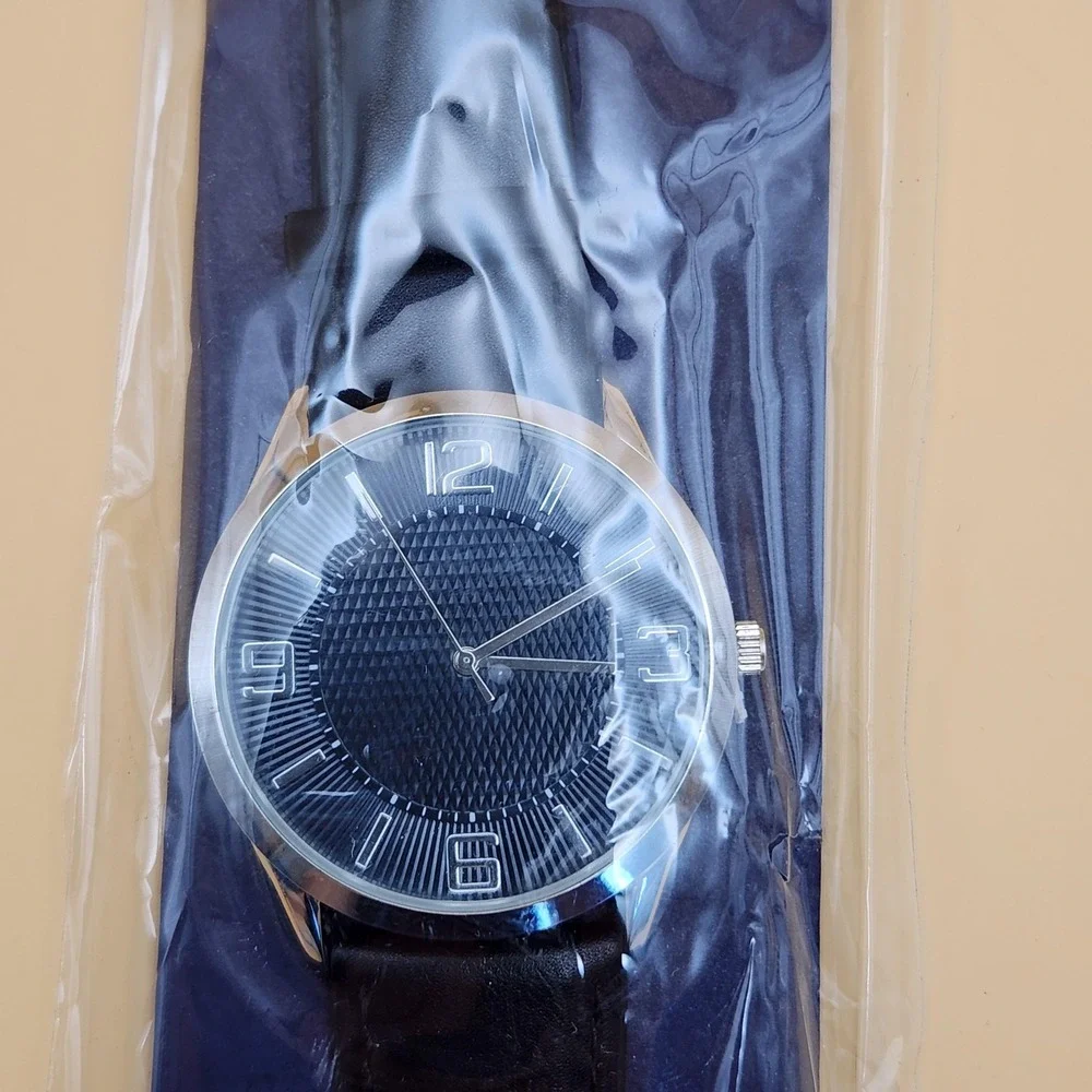 Kendall & James Watch Mens 40mm Leather Band Silver Tone‎ Classic Analog New